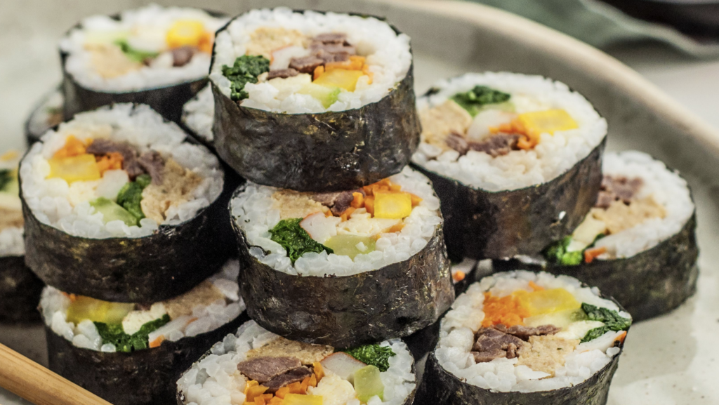 Sushi maison : 4 étapes pour un sushi à la truffe irrésistible 3 sushi maison