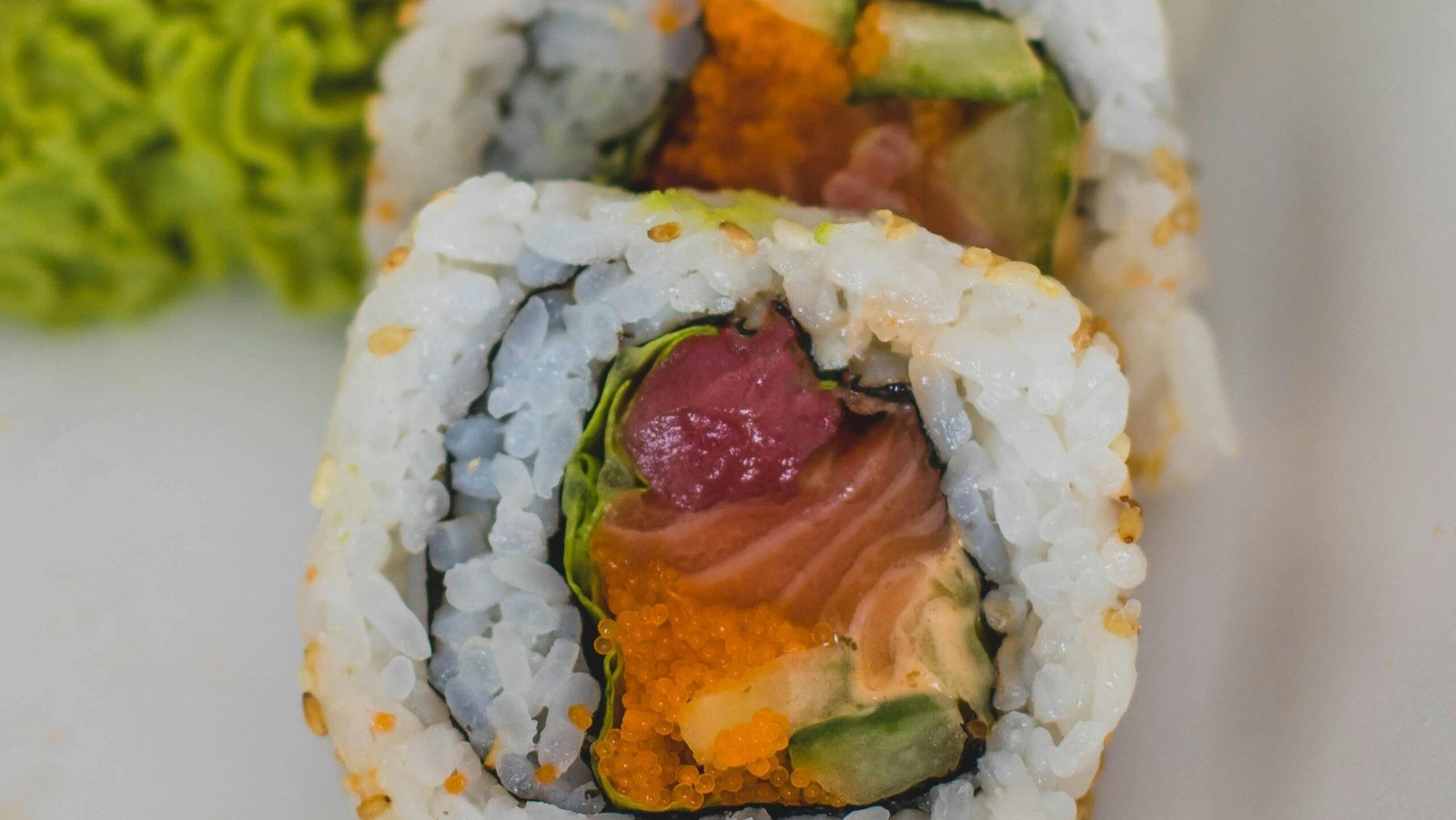 Sushi, Maki, et Sashimi : Quelle Différence ? 🍣🍤 1 sushis sashimi makis
