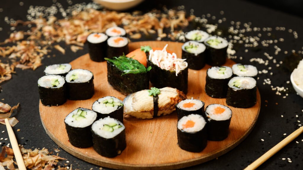 Top 10 des Bienfaits des Sushis pour la Santé 🍣💪 3 sushis
