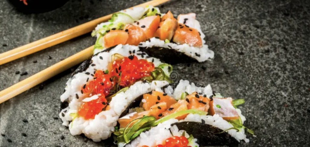 Sushi Tacos : Une Recette délicieux Au Saumon & Mangue 2 sushi tacos