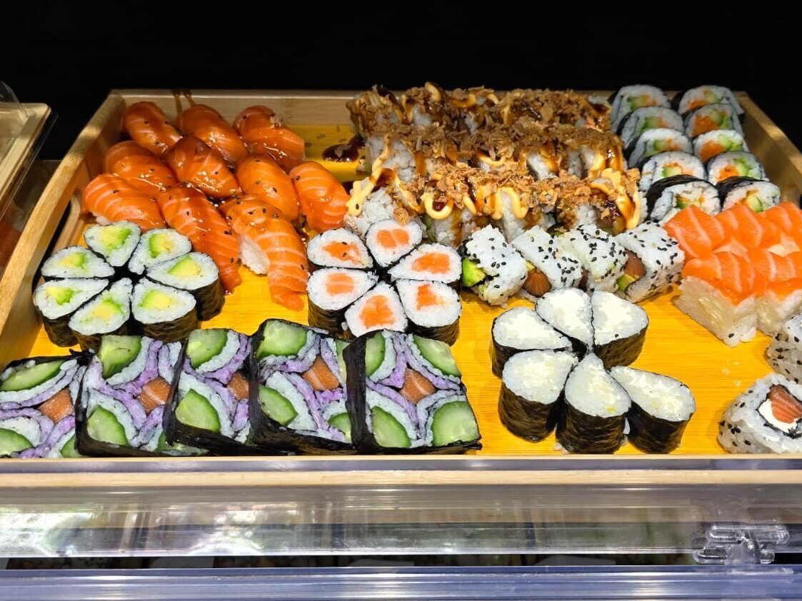 🍣 Mochis Mochis : votre sushi destination idéale en France ! 2 super u sable sur sarthe sushi destination